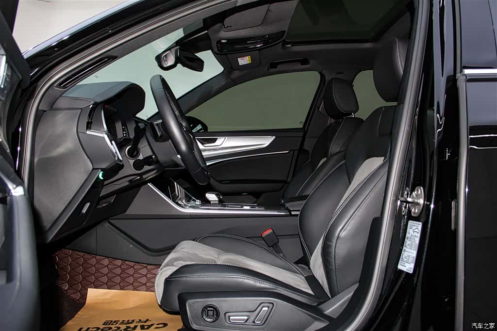 Audi A6L, 2025 26