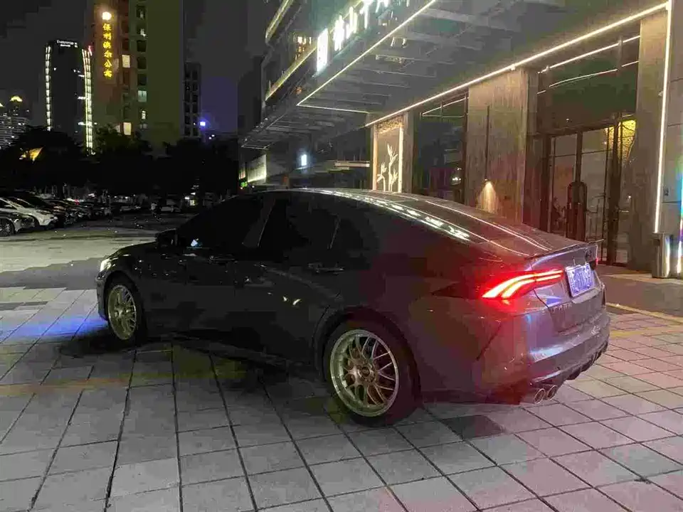 Trumpchi Shadow Leopard