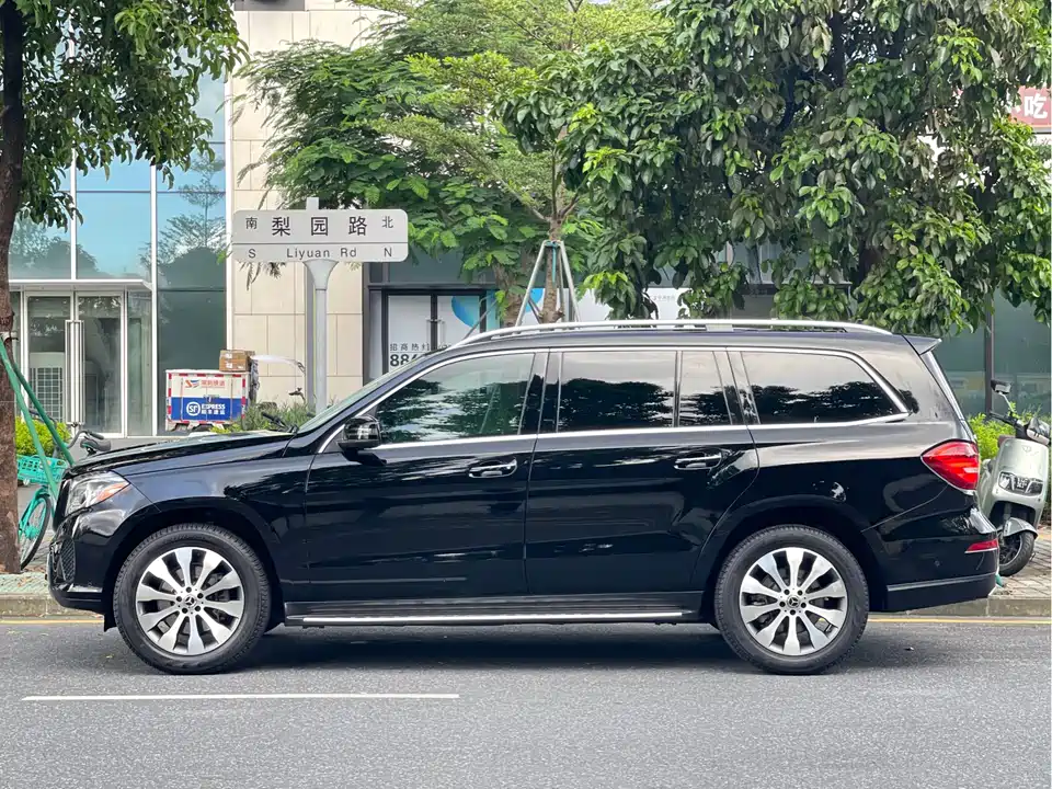 Mercedes-Benz GLS Mercedes-Benz GLS