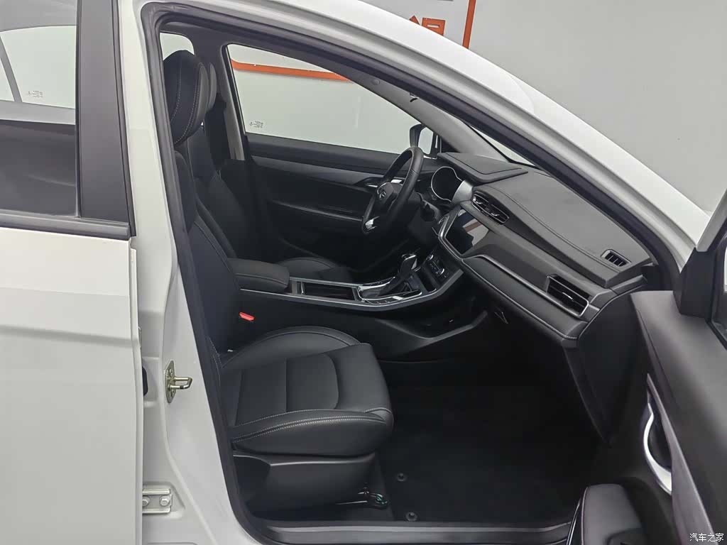 Geely Emgrand, 2021 23