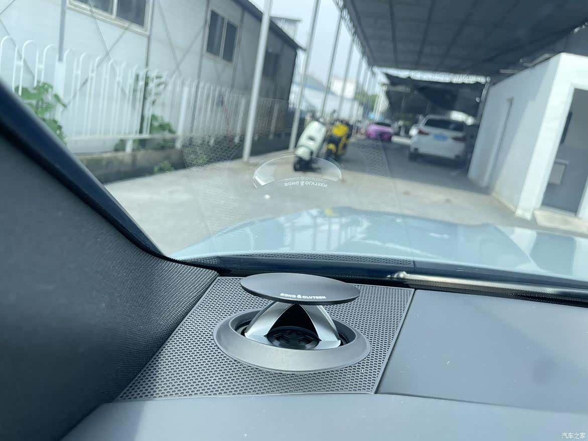 Audi A7L, 2024 16
