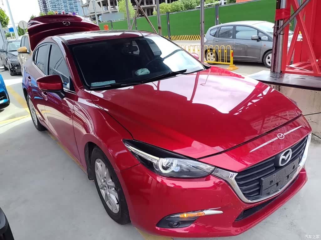 Mazda Mazda3, 2018 4