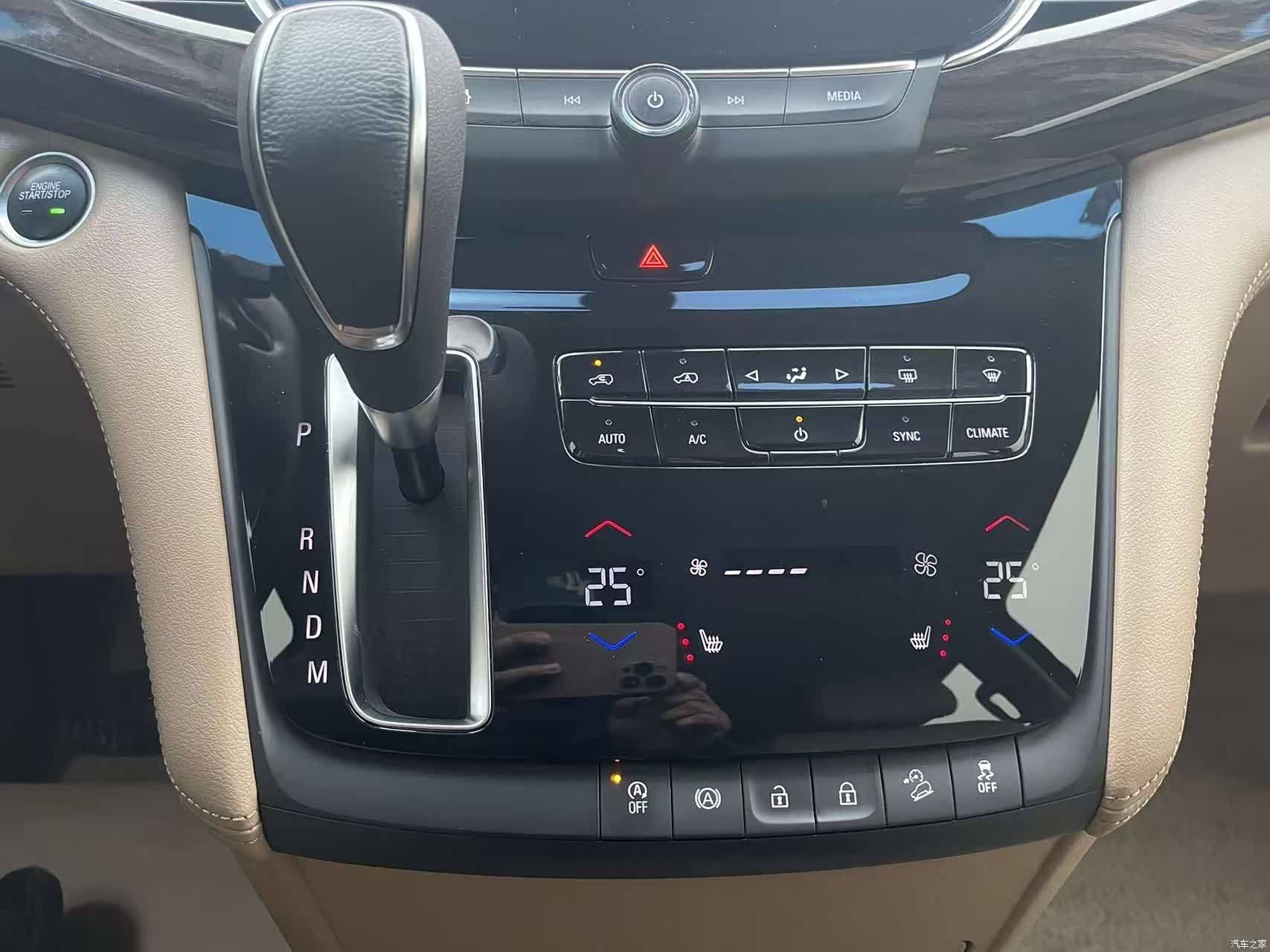 Buick GL8, 2017 24