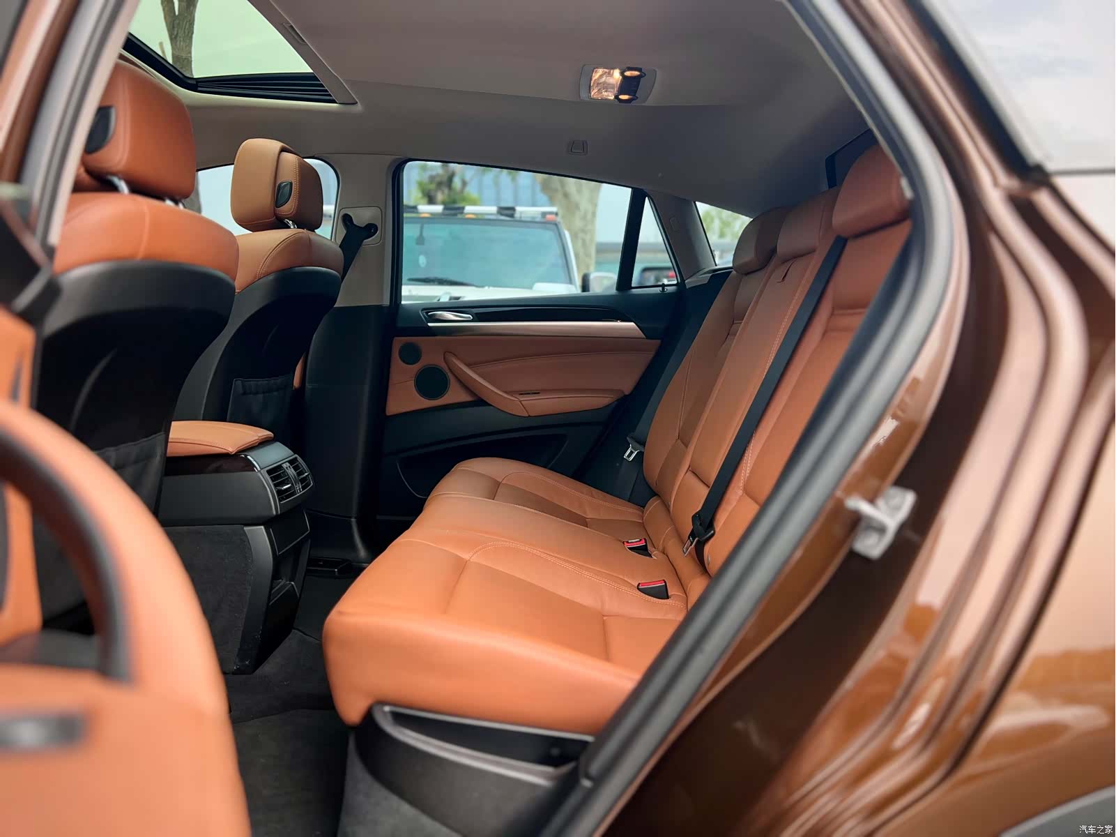 BMW X6, 2014 32