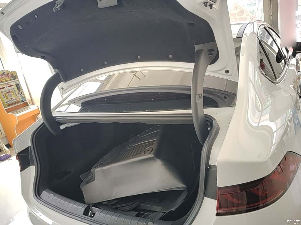 BYD Qin, 2023 15