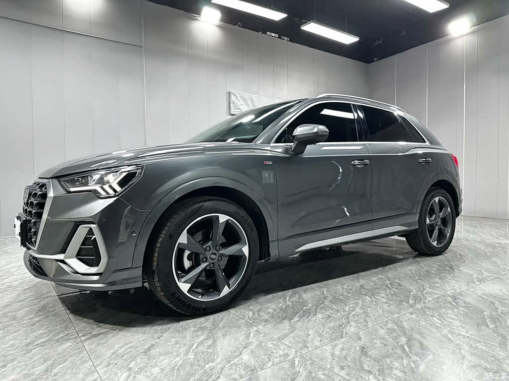 Audi Q3, 2022 9