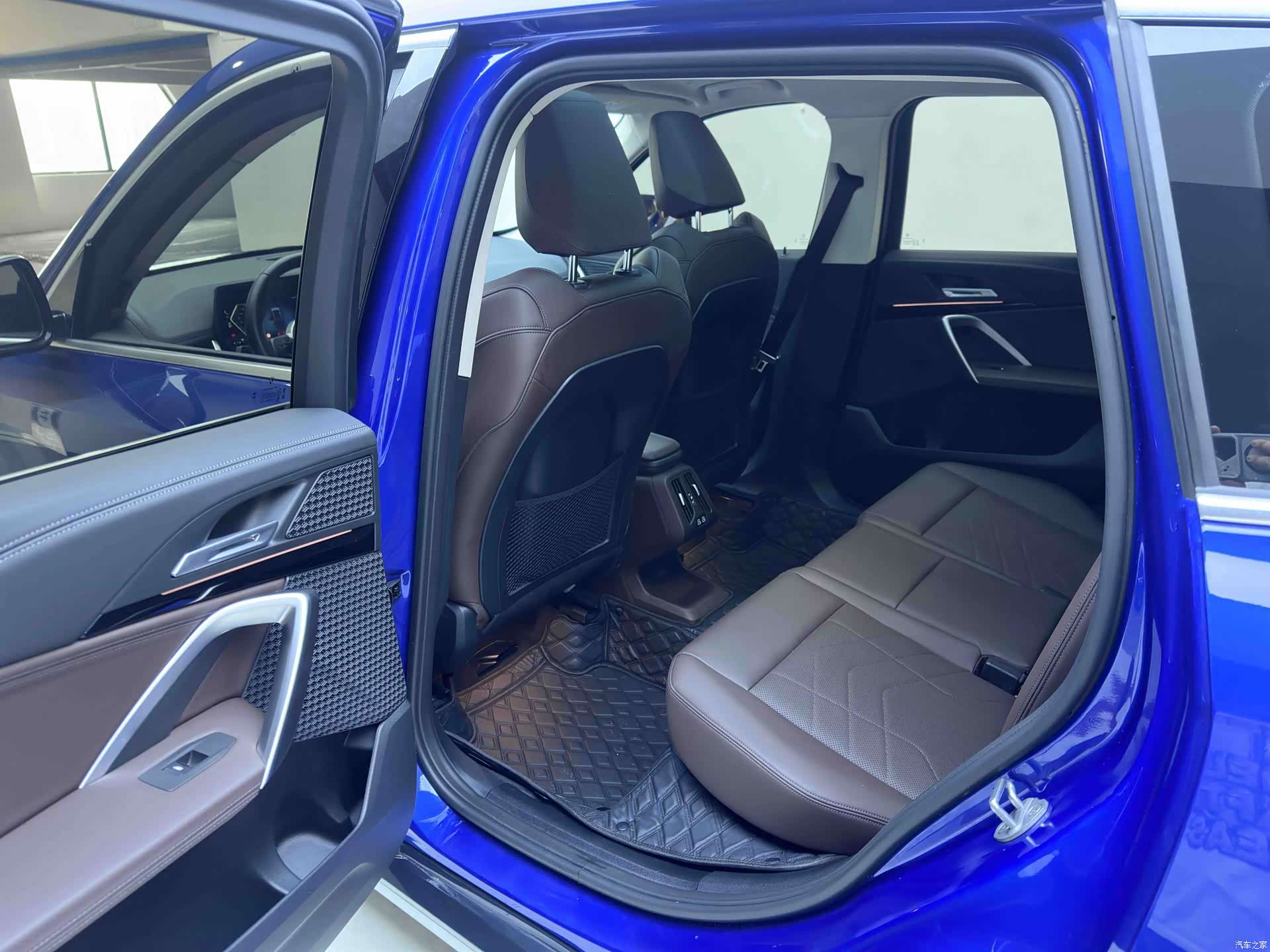 BMW X1, 2023 11