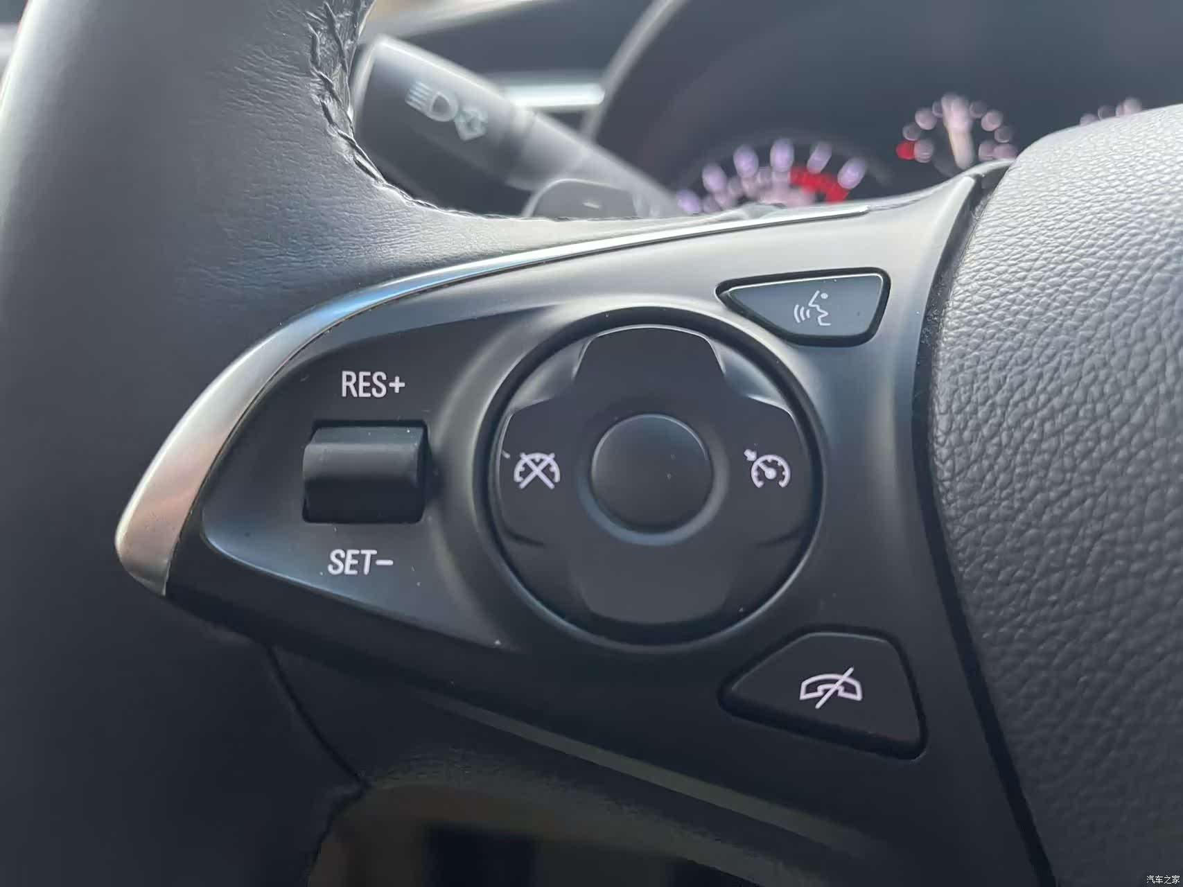 Buick GL8, 2017 27
