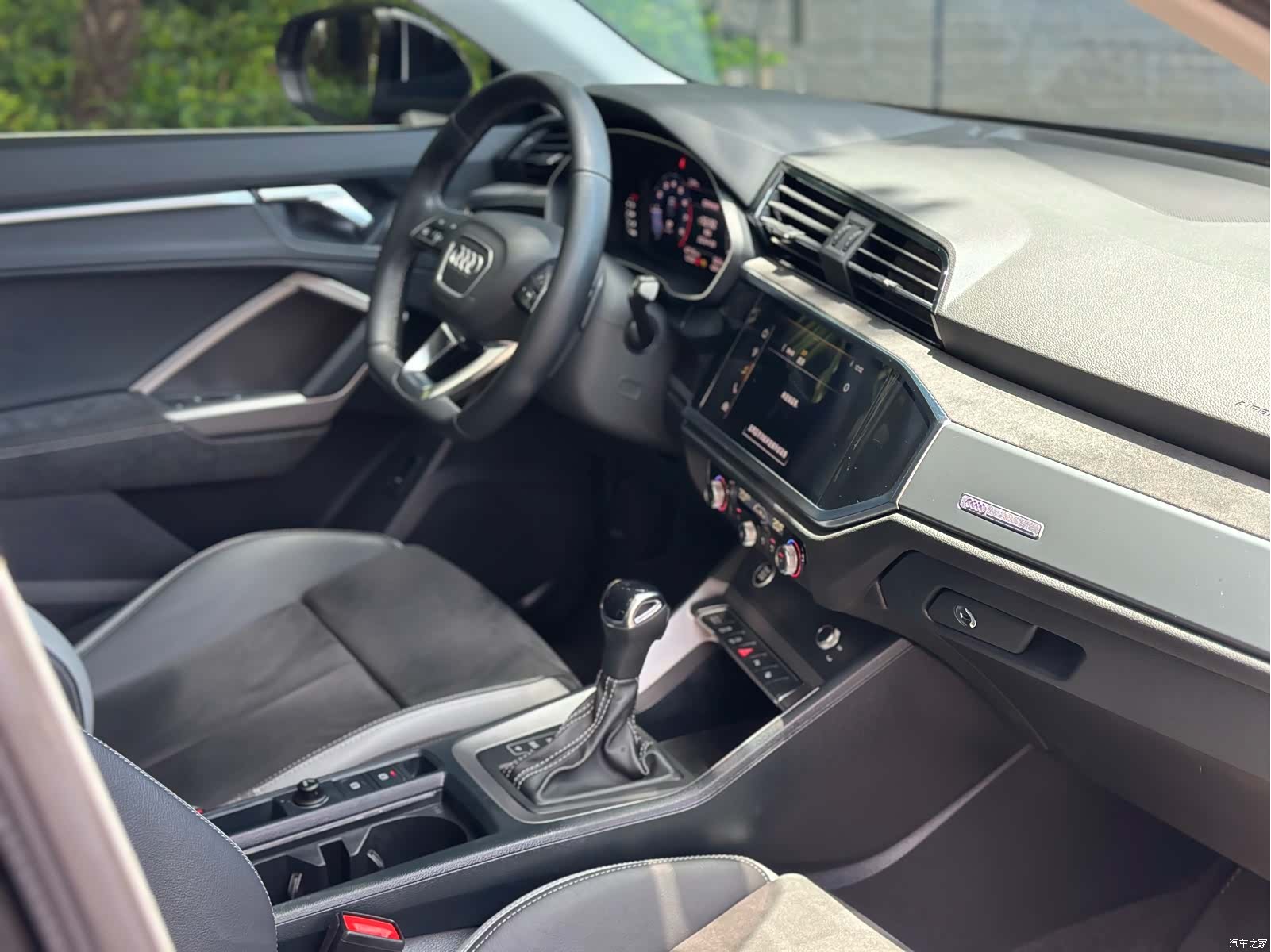 Audi Q3, 2021 12