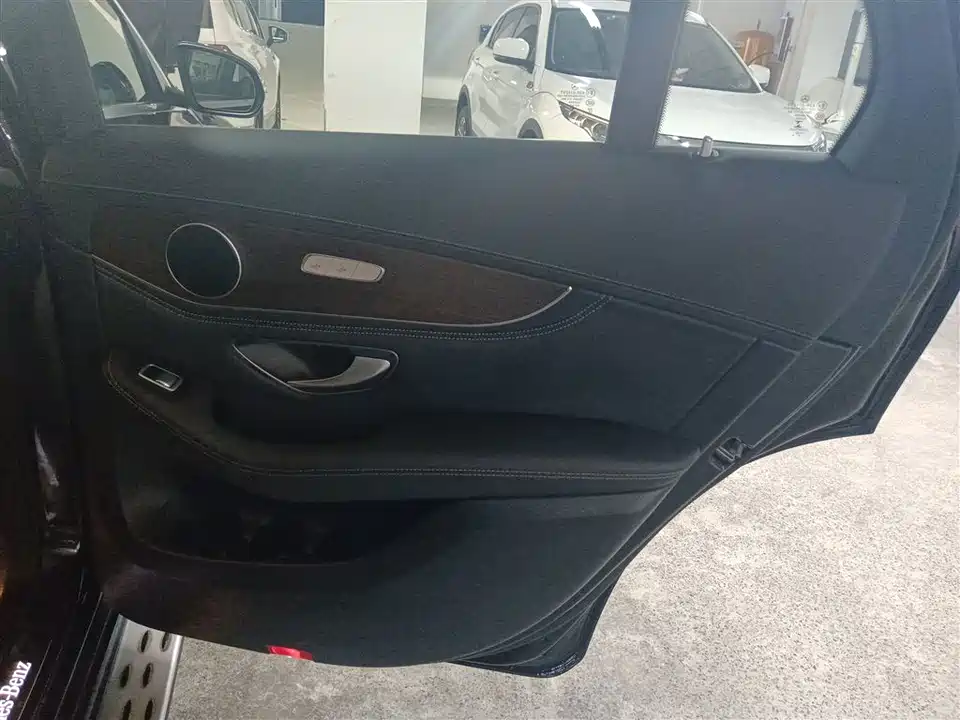 Mercedes-Benz GLC Mercedes-Benz GLC