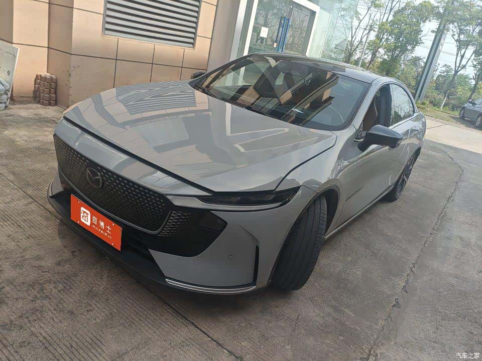 Mazda EZ-6