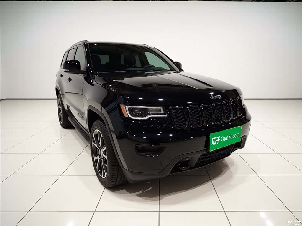Jeep Grand Cherokee, 2021 3