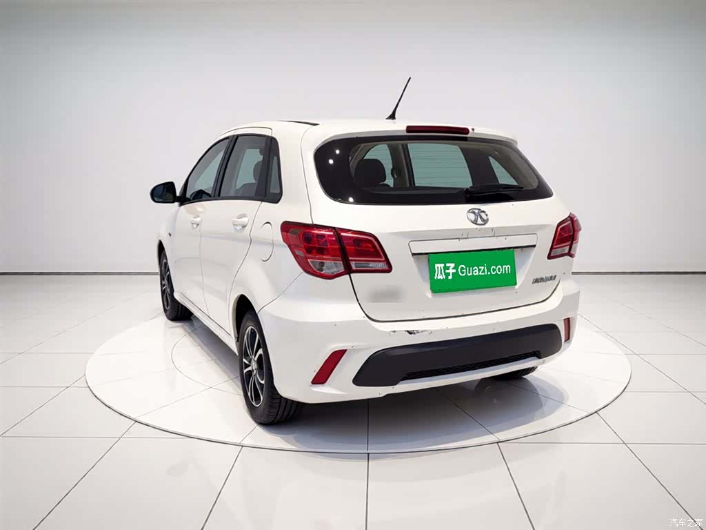 BAIC D20, 2015 4
