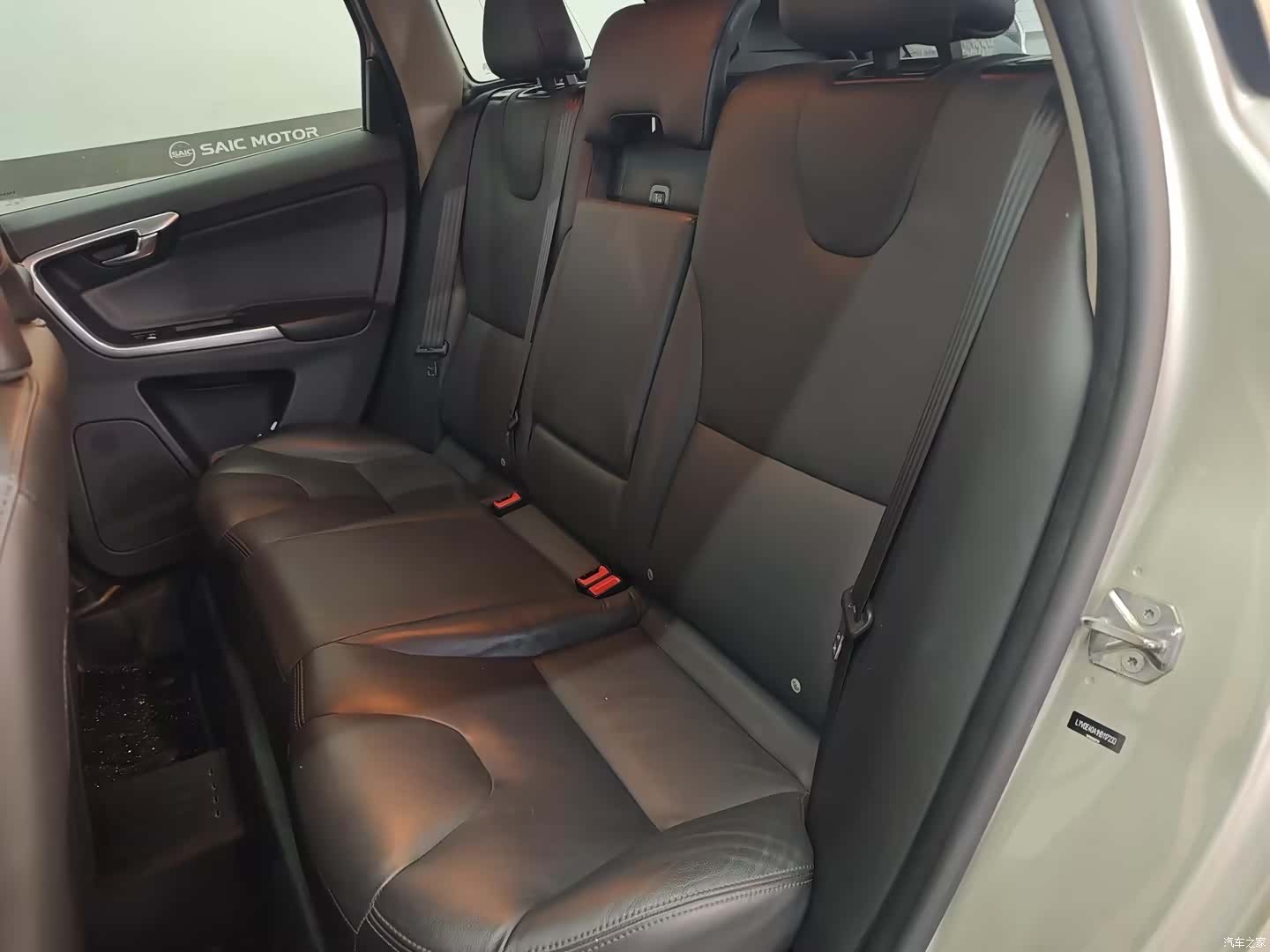 Volvo XC60, 2017 все фото