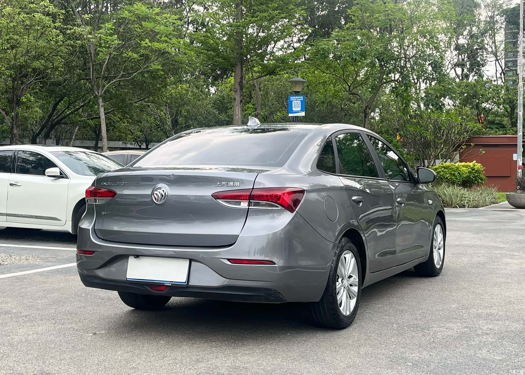 Buick V, 2018 7