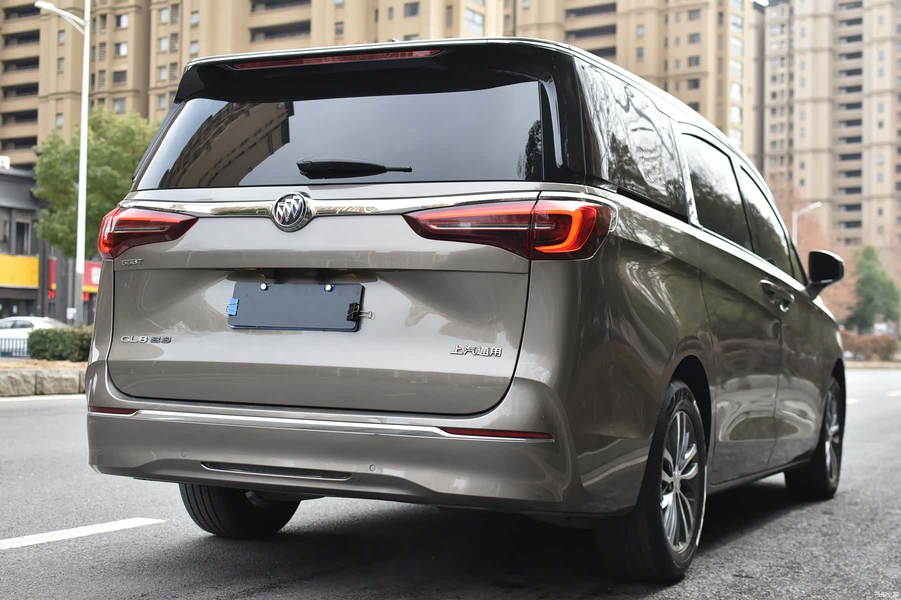 Buick GL8, 2021 8