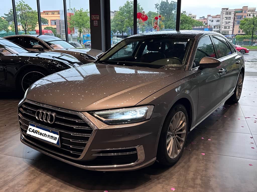 Audi A8