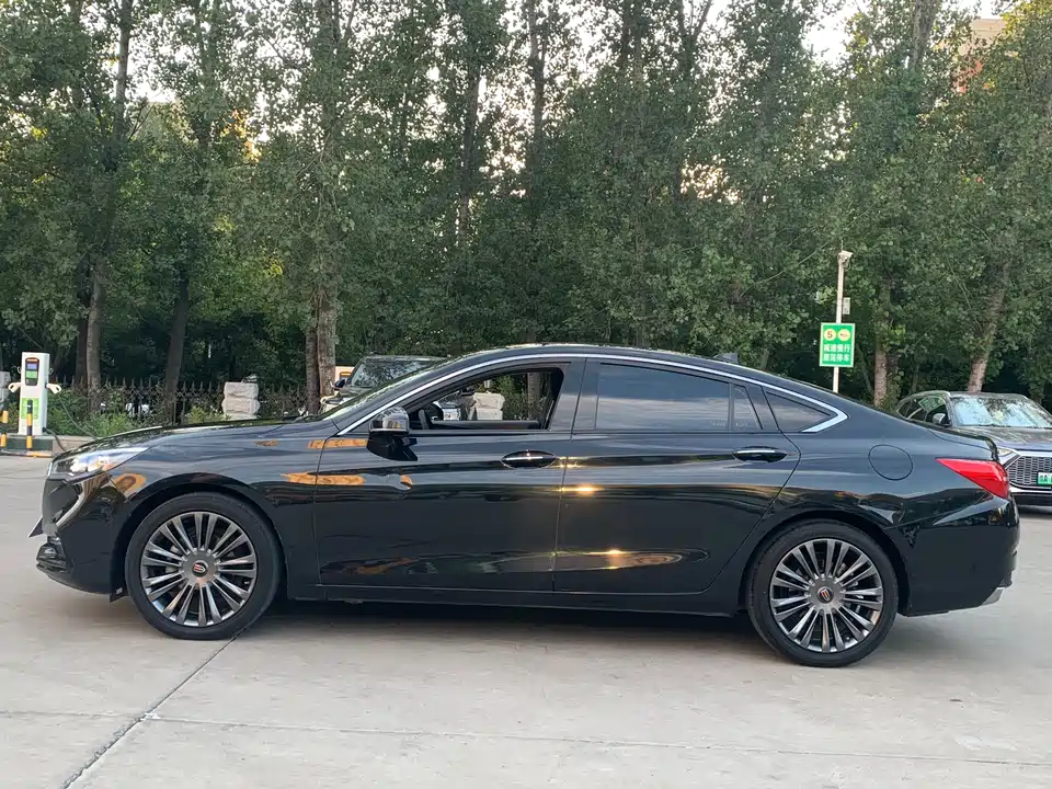 Hongqi H5