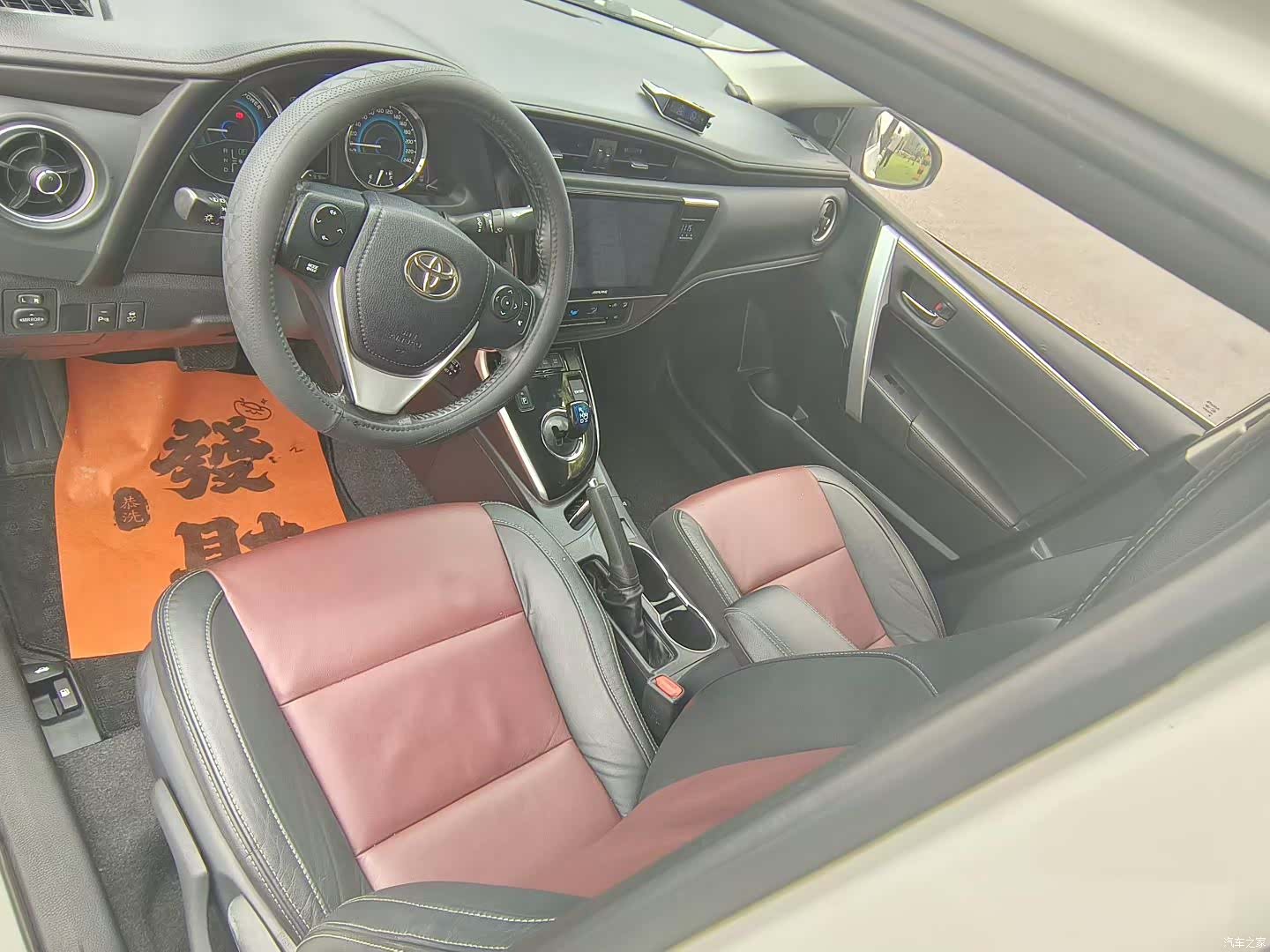 Toyota Corolla, 2019 все фото