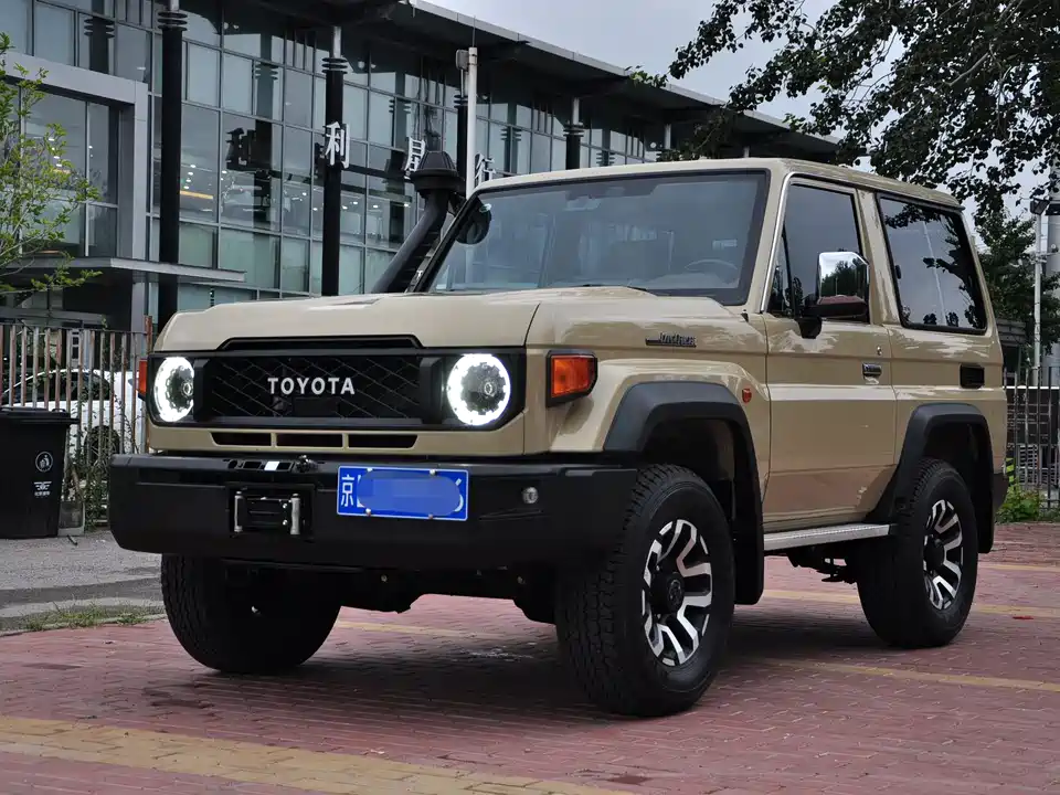 Toyota Land Cruiser Toyota Land Cruiser