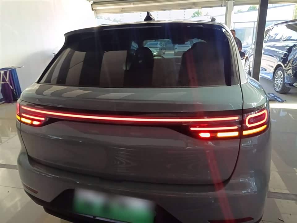 Leapmotor C11