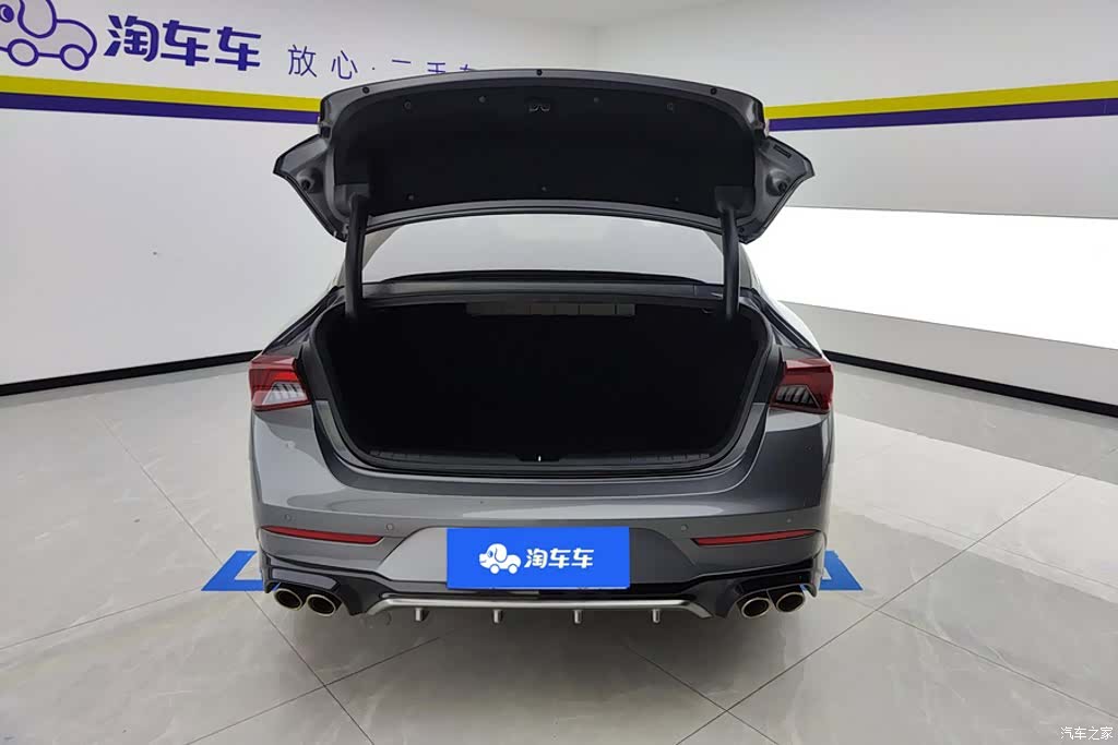 Kia K5, 2020 4