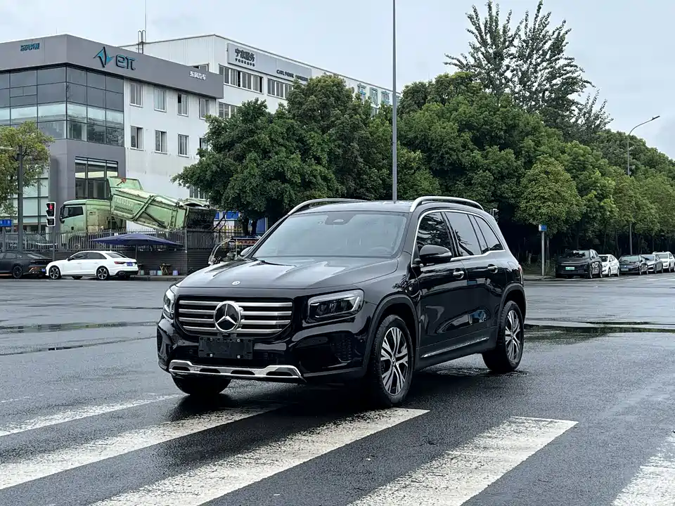 Mercedes-Benz GLB