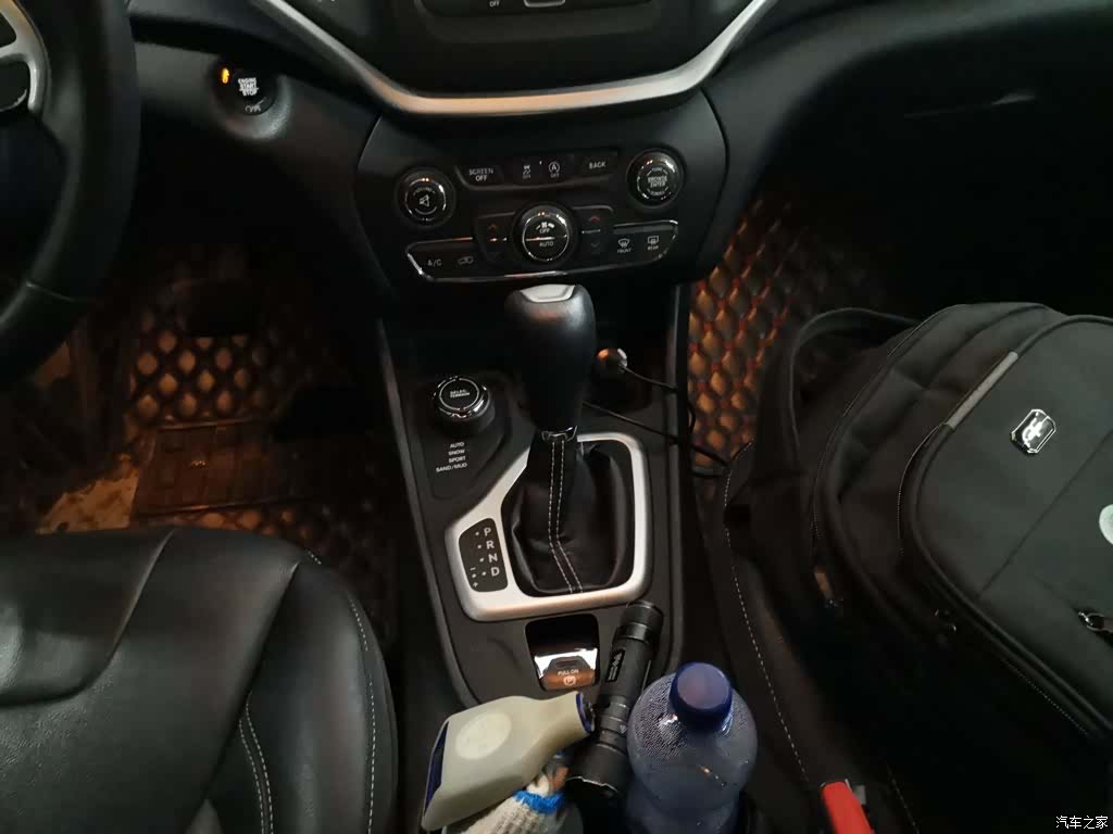 Jeep Cherokee, 2017 6