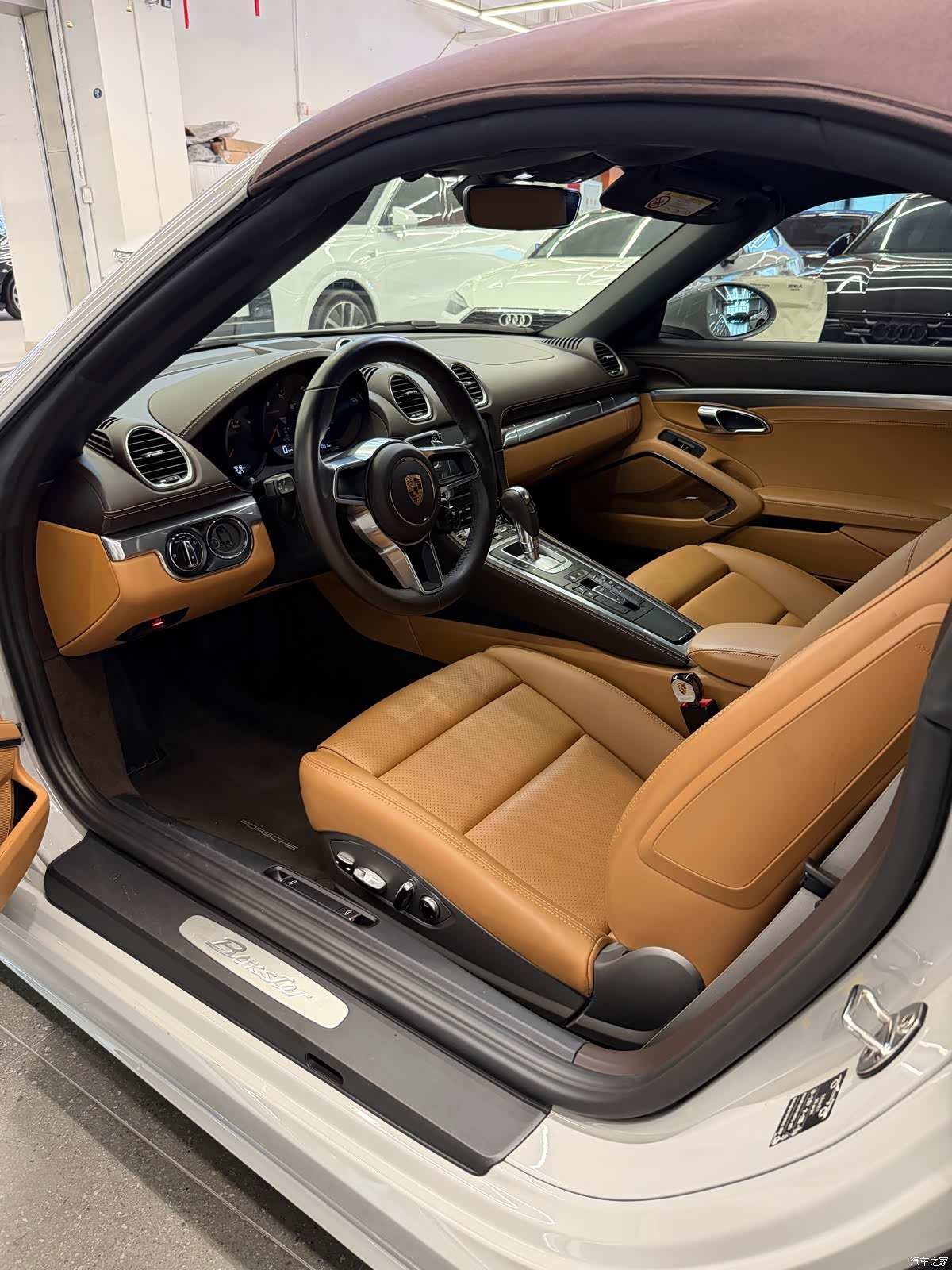 Porsche Boxster, 2023 4