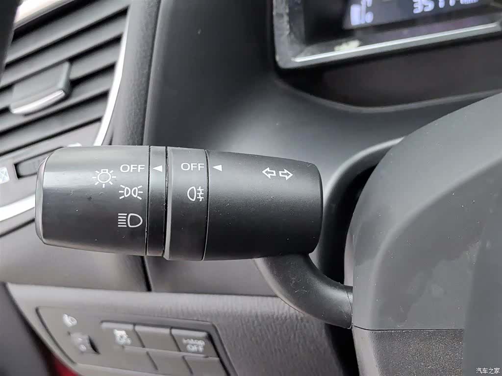 Mazda Mazda3, 2015 21