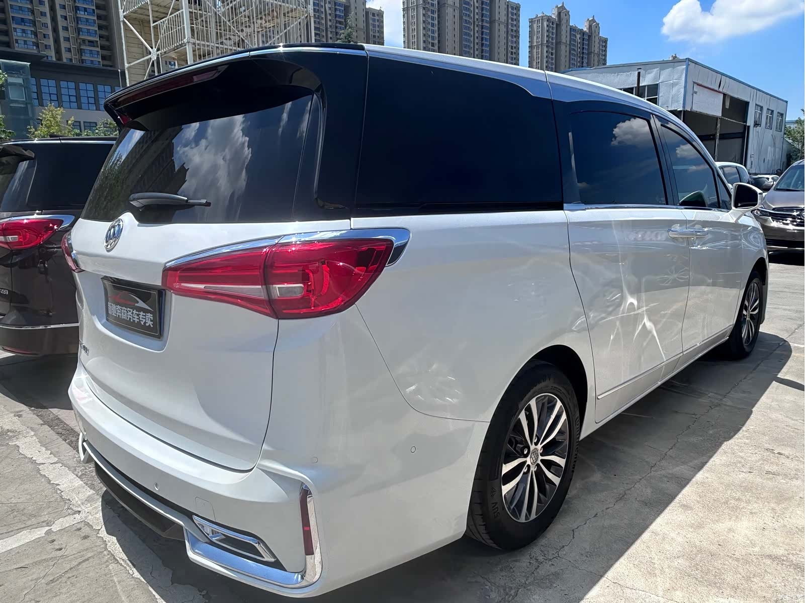 Buick GL8, 2019 7