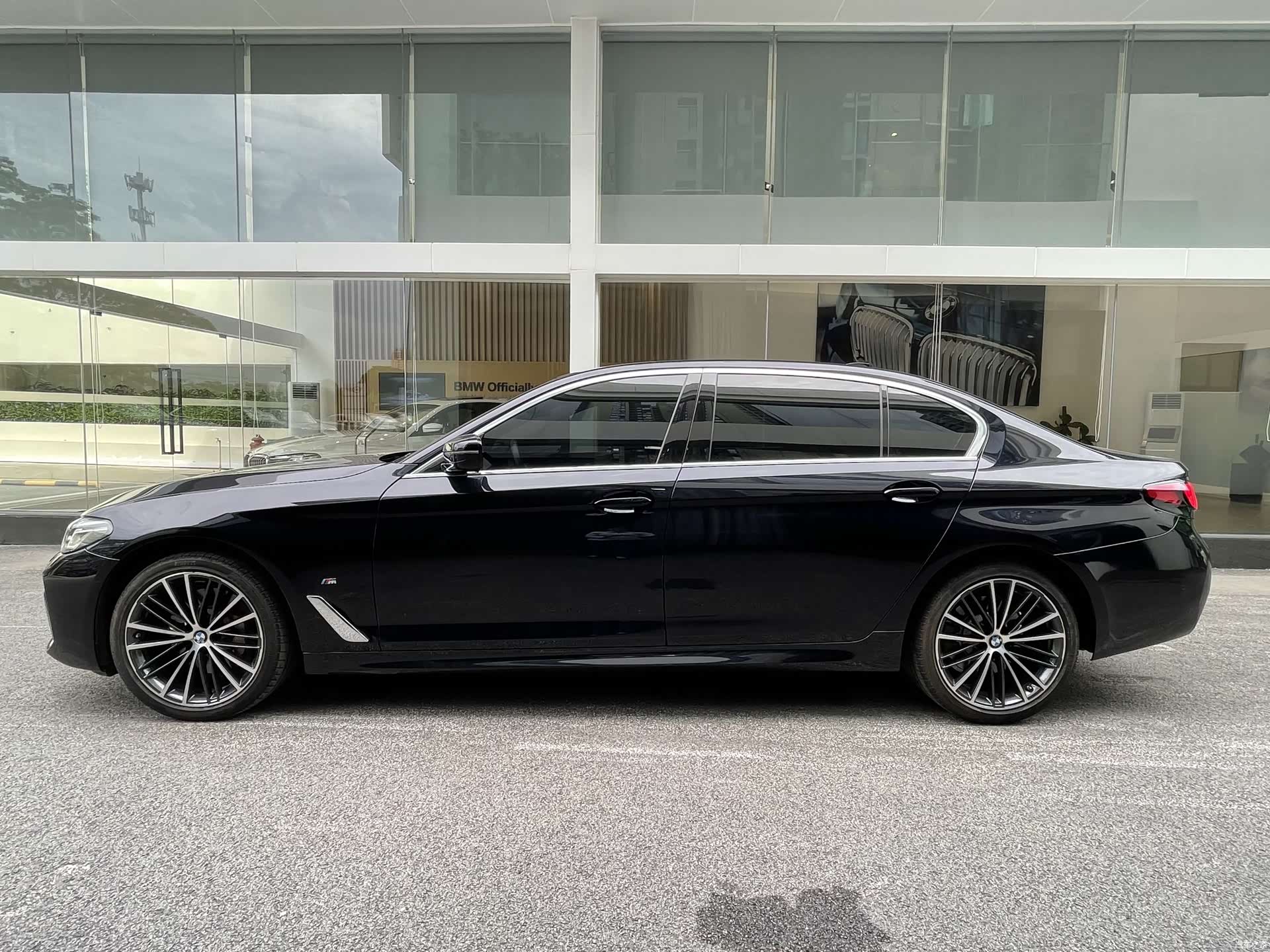 BMW 5 Series, 2023 8