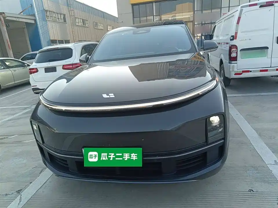 Li Auto Ideal L8