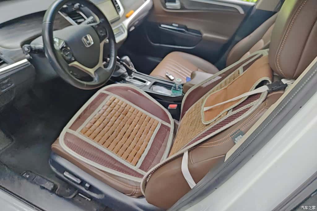 Honda Jade, 2017 9