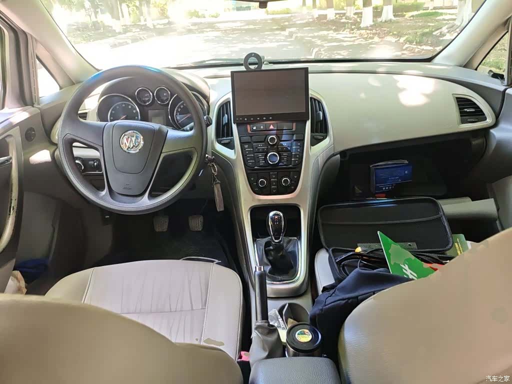 Buick XT, 2016 10
