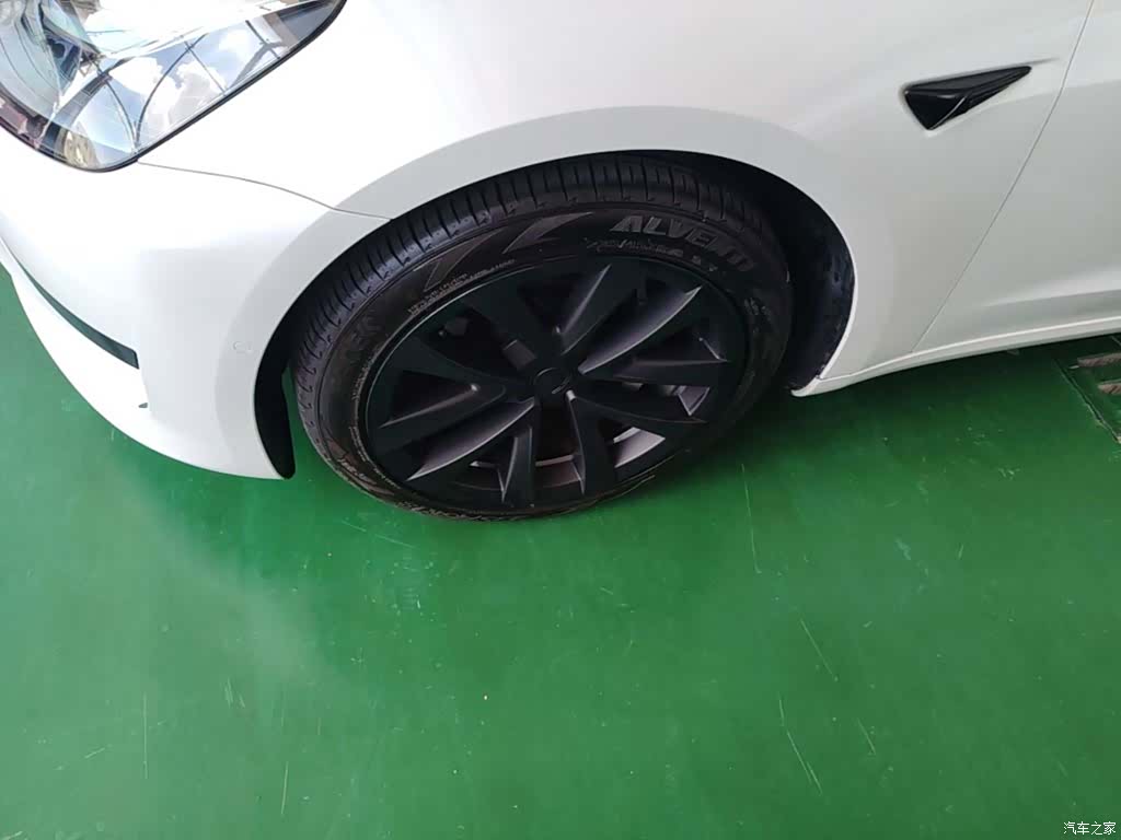 Tesla Model 3, 2021 23