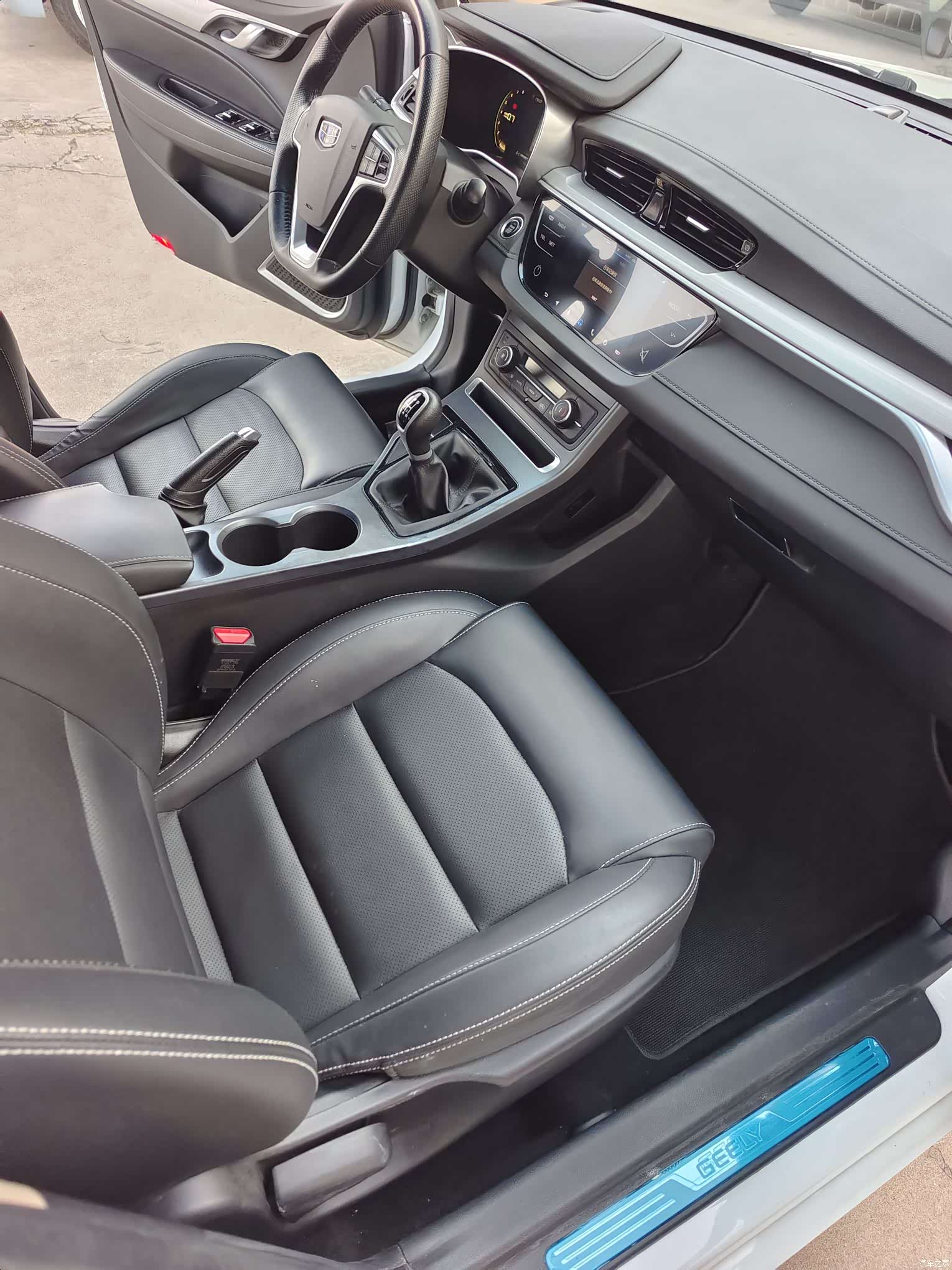 Geely Emgrand, 2019 10