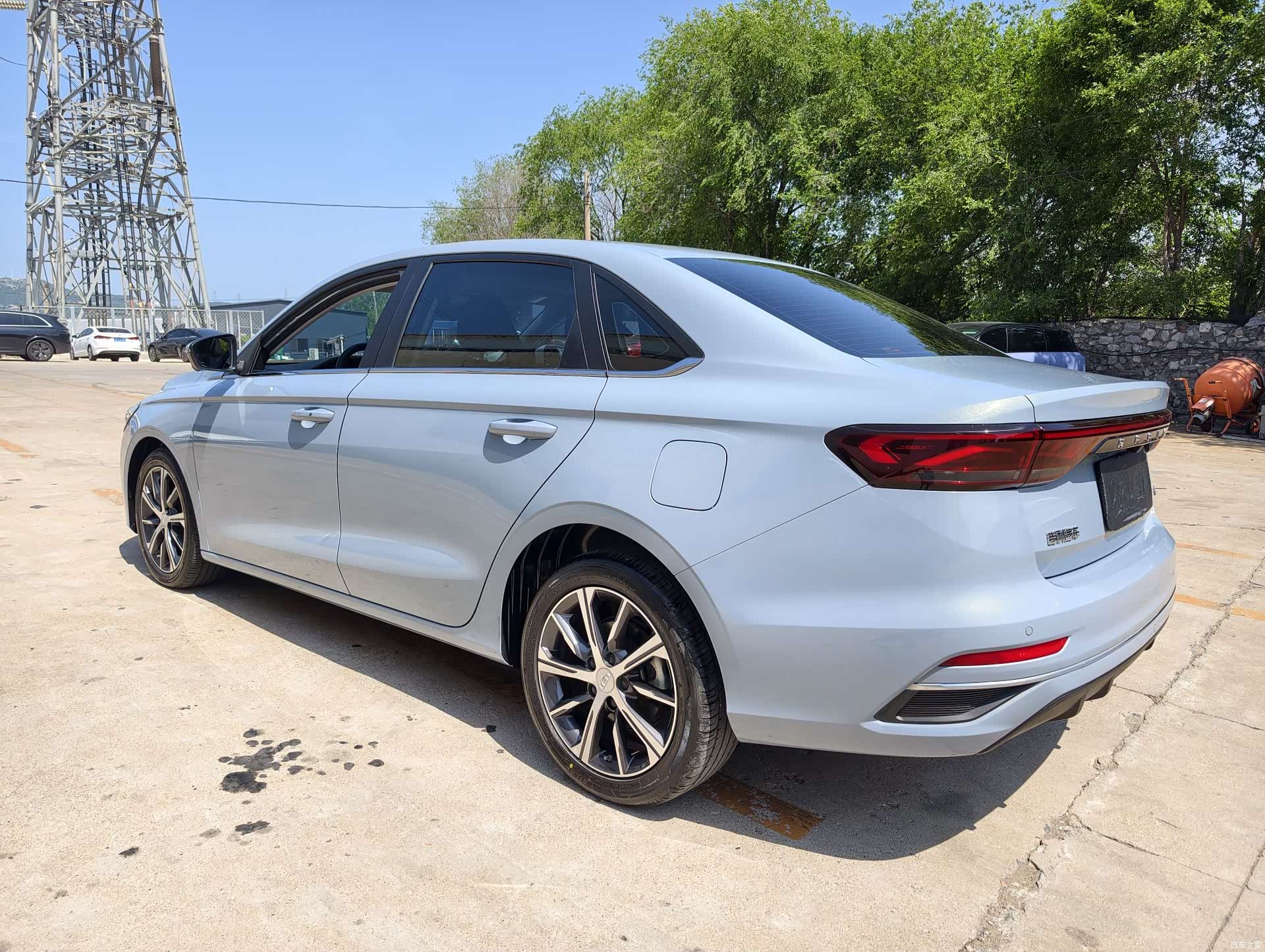 Geely Emgrand, 2024 9