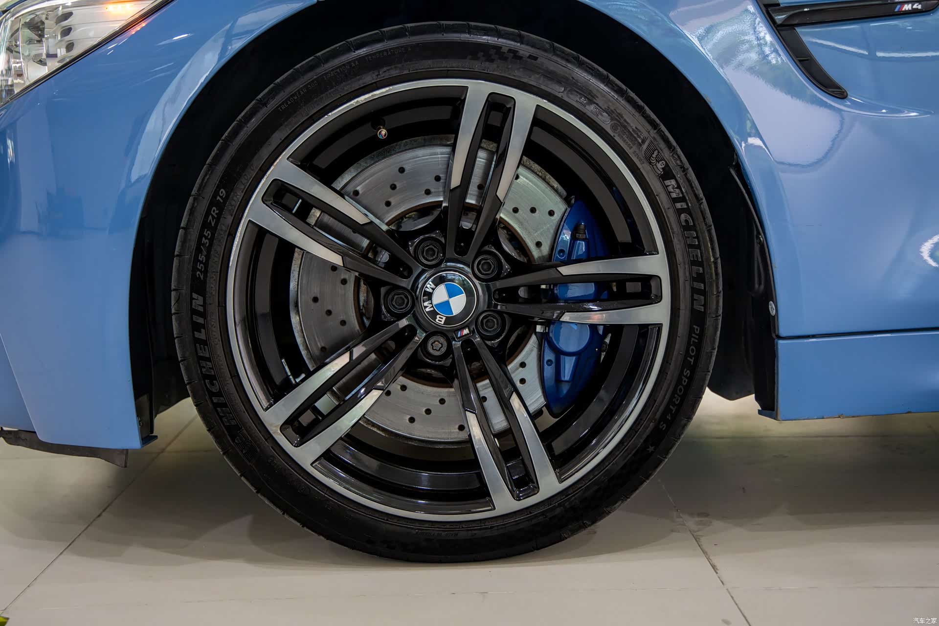 BMW M4, 2016 9