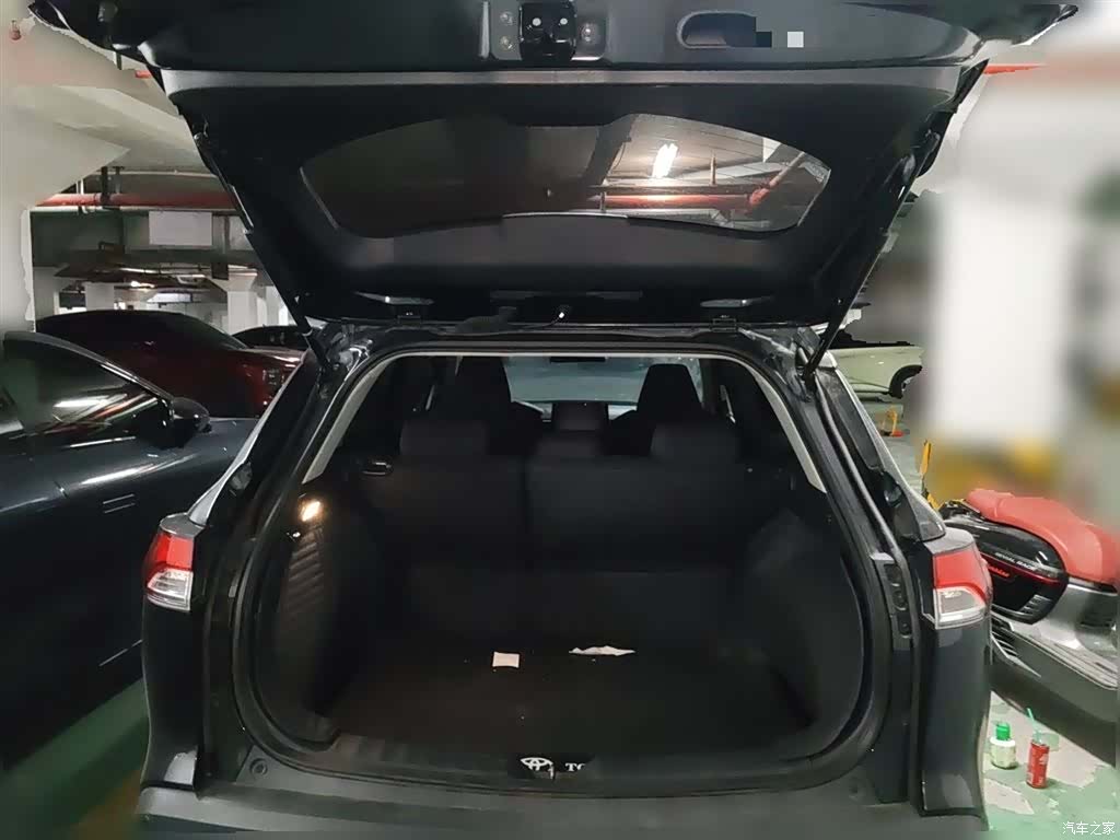Toyota Frontlander, 2022 10