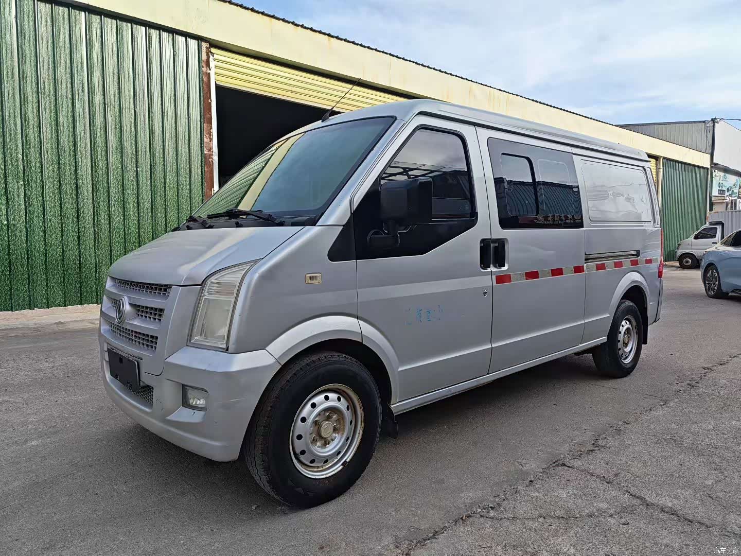 DongFeng C35, 2021 1