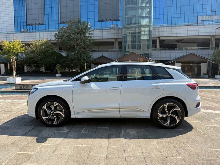 Audi Q4 e-tron 2023 40 e-tron chuang jing ban