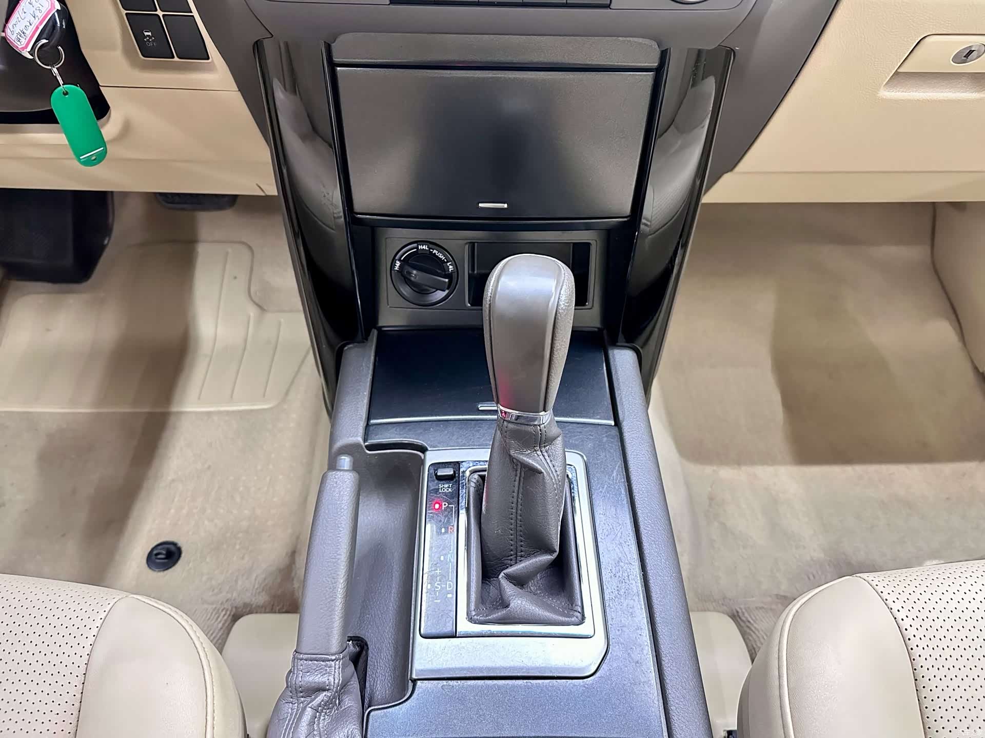 Toyota Prado, 2018 10