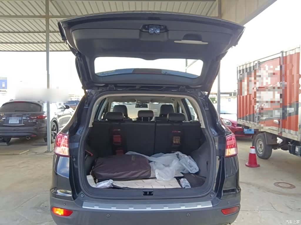 DongFeng AX7, 2017 19