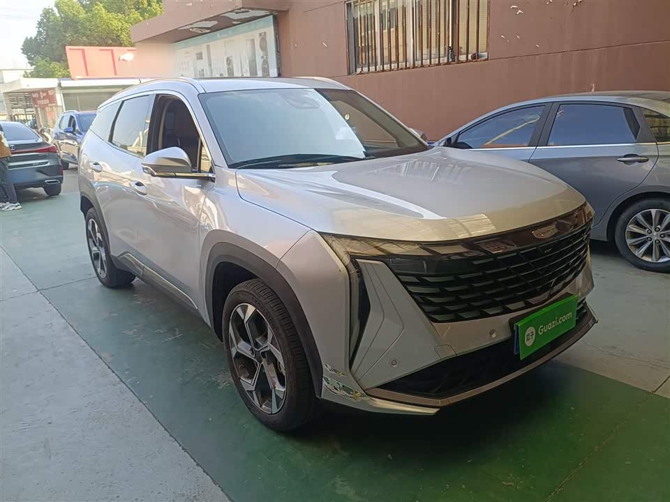 Geely Atlas L