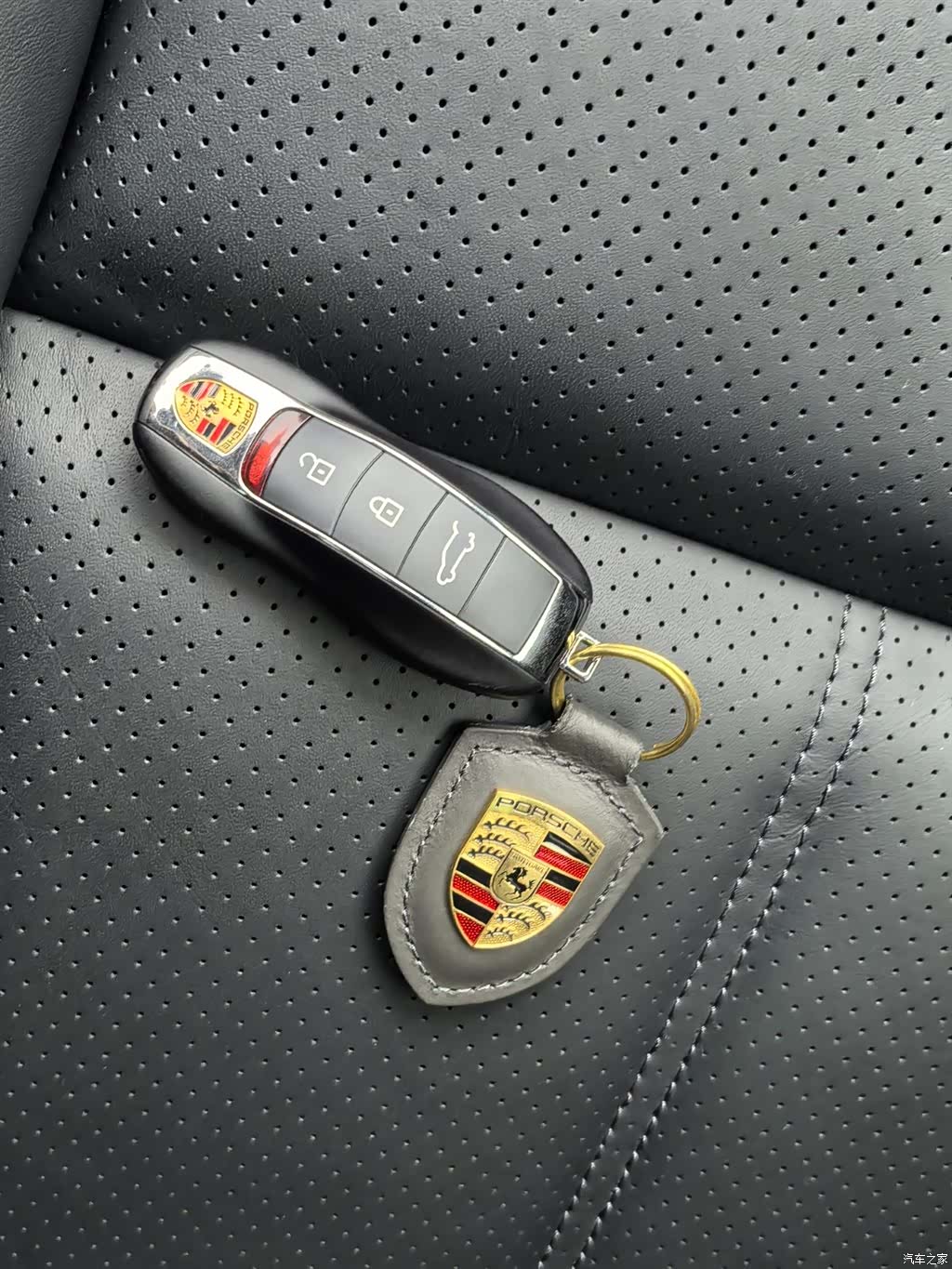 Porsche Macan, 2024 8