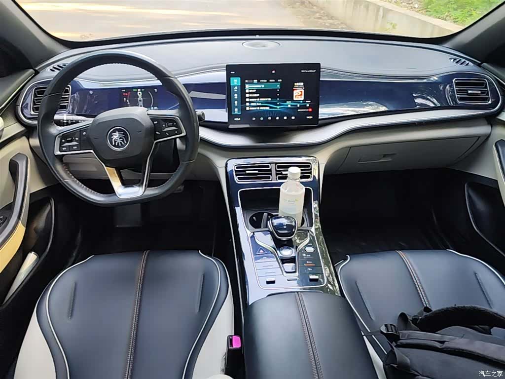 BYD Qin, 2022 10