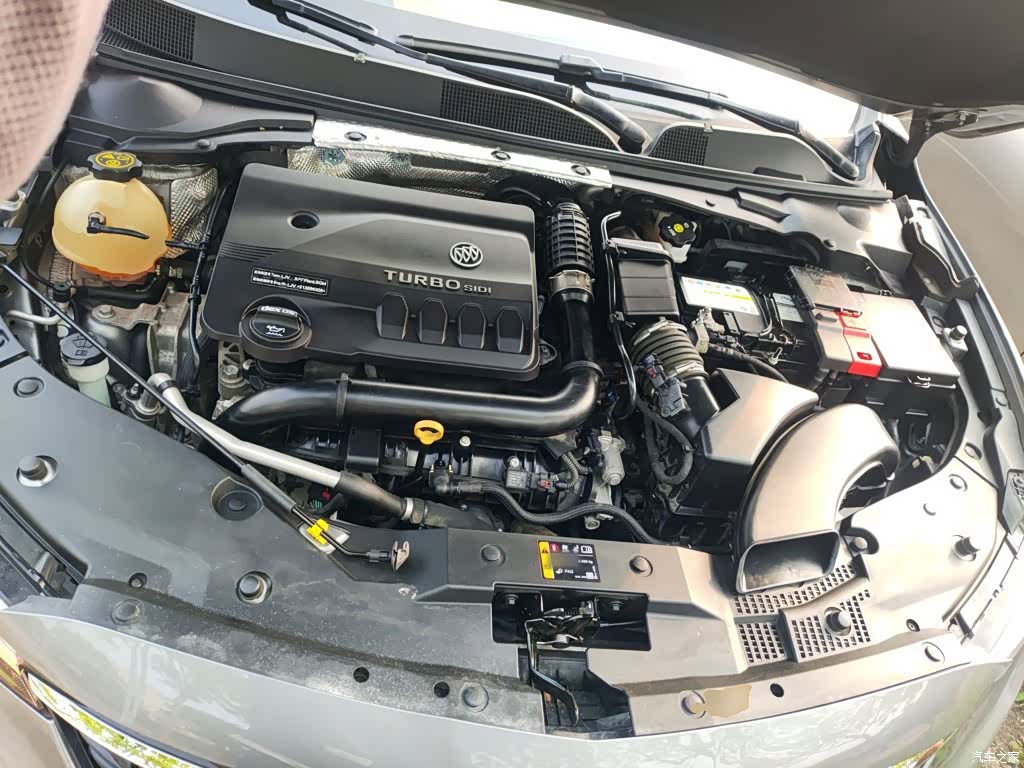 Buick Verano, 2022 22