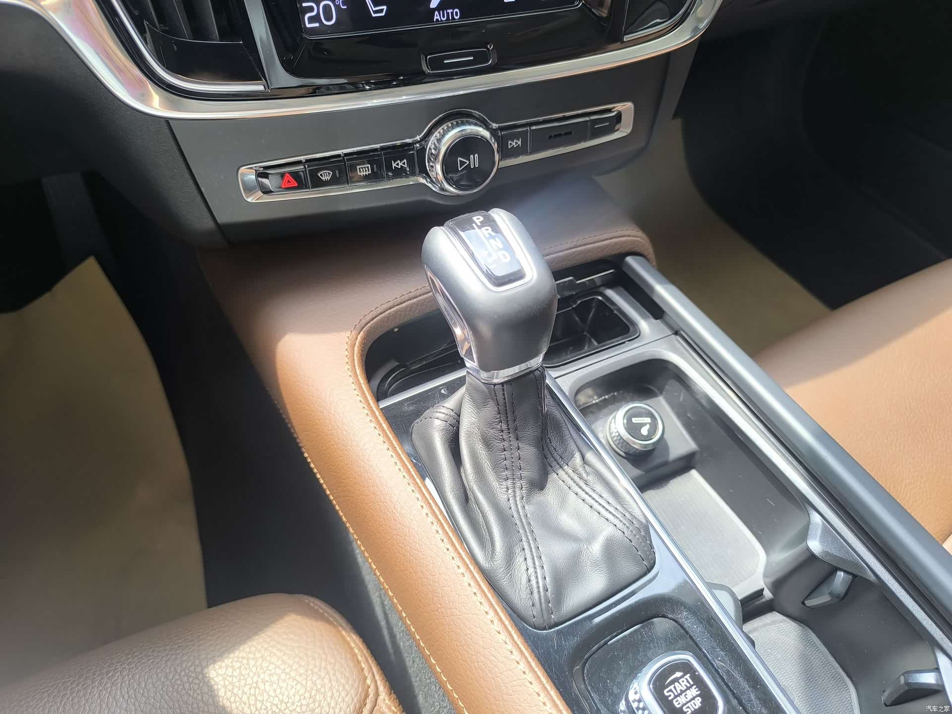 Volvo S90, 2018 13