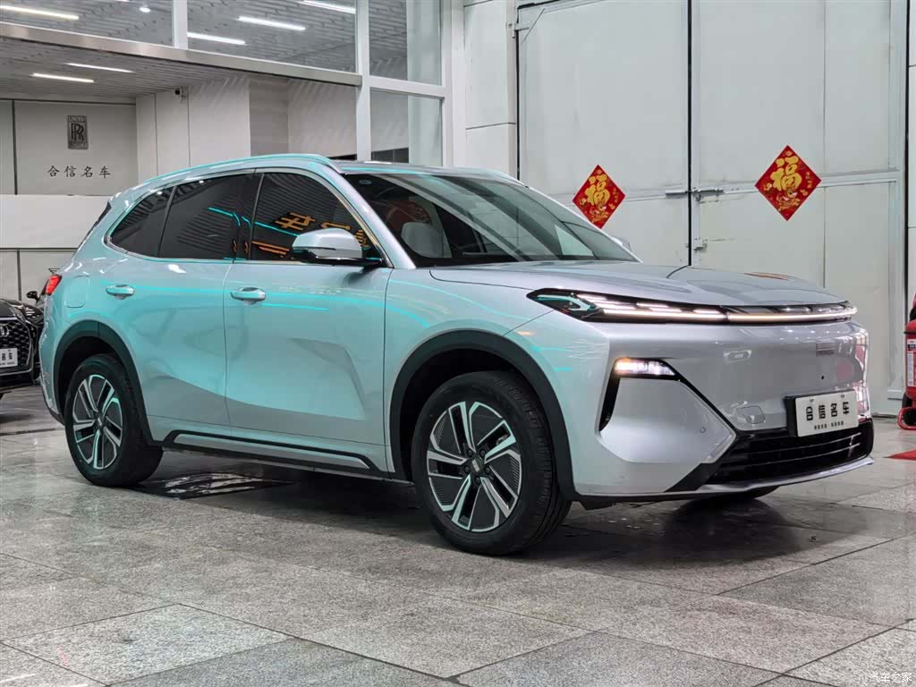 Geely 7, 2025 3